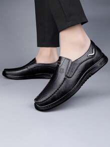 New Handmade Men's Genuine Leather Loafers, Slip-On Floral Print Casual/Business Shoes With Round Toe, Flat Heel And Rubber Sole