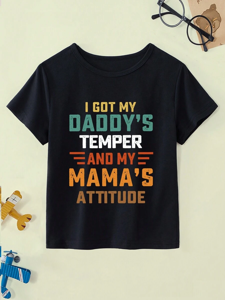 男孩標語和字母印花休閒短袖t恤