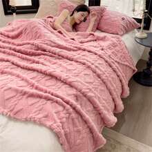 1件單色珊瑚絨柔軟舒適毛毯，友善肌膚，蓬鬆柔軟床罩，多功能毯子多種尺寸適用於旅行、床上、沙發、戶外、辦公室、全季節使用，適合家庭臥室裝飾，適用於沙發、床、椅子 - 雙面床罩 - 彩色 - 查看 5