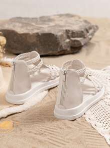 Sandały dziecięce Wewnątrz i na zewnątrz tkany pasek Modne buty rzymskie Miękkie dno Buty księżniczki z odkrytymi palcami dla dużych dzieci i małych dziewczynek