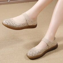 Nouvelles chaussures plates pour femmes, chaussures de marche d'été respirantes et confortables, à fermeture, chaussures décontracté, souples et antidérapantes, ne fatiguant pas vos pieds le jour de la Saint-Valentin