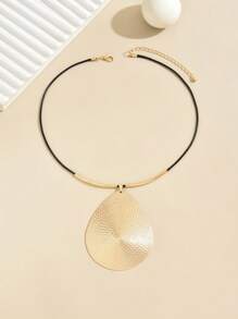 New Fashion Personalized Metallic Leaf & Teardrop Shaped Pendant Necklace With Black Wax Cord