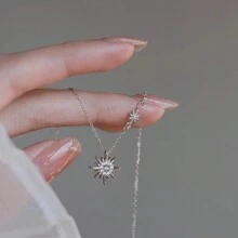 1pc Fashionable And Simple Style Luxury Sun, Moon, Stars And Flowers With Cubic Zirconia Necklace, Collarbone Chain For Summer Vacation Proposal Or Confession Gift Valentines,Mom,Mother,Mother's Day,Gift