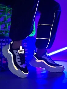 Men's Fashionable Night Reflective Breathable Anti-Skid Thick Soled Low-Cut Sports Chunky Sneakers - Black and White - View 5