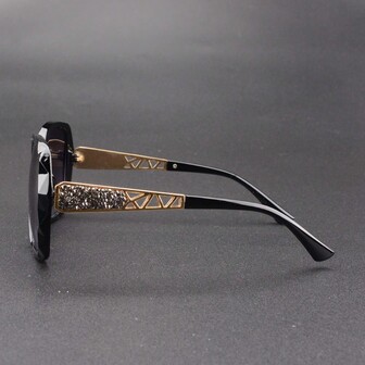 奢侈品牌设计复古水钻时尚眼镜女士时尚渐变镜片时尚眼镜女士太阳镜沙滩太阳镜女士沙滩配饰太阳镜太阳镜太阳镜时尚遮阳优雅装扮家庭出游旅行度假夏季海滩度假、户外、旅行