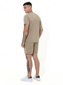 Men T-Shirt Co-Ords - 卡其色 - 查看 2