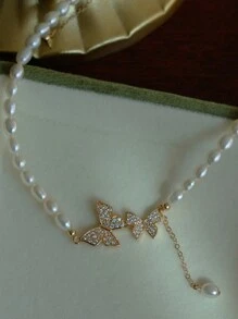 1 件时尚锆石和珍珠蝴蝶项链，颈链式优雅项链，实际链长可能有所不同