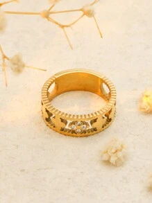 1 Anel de Aço Inoxidável Premium com Largura de 6mm, Acessórios para Mulheres, Trevo de Quatro Folhas Vazado, Joias de Casamento, Dia dos Namorados