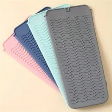 1pc Silicone Heat Resistant Hair Straightener Cover Pouch Travel Hair Curler Non-Slip Mat Curling Iron Holder Flat Iron Curling Wand Travel Cover Case Bag, Upgraded Version, Can Be Hung For Travel Storage Bag,Makeup Bag,Cosmetic Bag,Vacation Organizer,Large Capacity Makeup Organizer Makeup Case, For Lipstick, Brush, Skincare, Mobile Phone, Coin, Small Items, For Home,Gift,Vacation And Festival Halloween Christmas Multifunctional Use,Boho Vibes