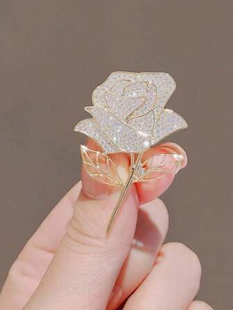 1 件优雅金色玫瑰花胸针闪亮 CZ 镶满水钻女士胸针金属别针派对徽章珠宝礼物情人节