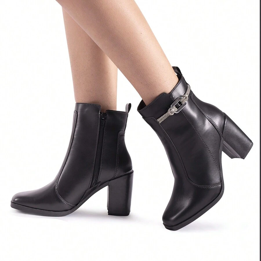 LAZZLU SHOES Women Ankle Boots & Booties - 黑色 - 查看 1