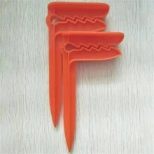 4pcs Outdoor Towel Clips Set For Beach, Camping Mat, Bed Sheet, Towels Camping Stuff