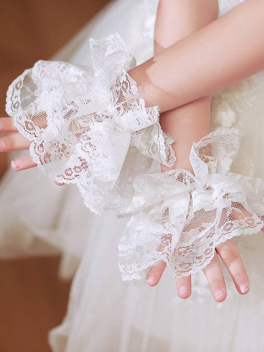 Children Wedding Dress Lace Short Gloves, White Princess Girl Performing Etiquette Dance Wrist Decor Costume Accessories For Halloween, Christmas - White - View 1