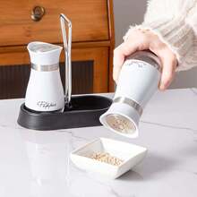 2件套胡椒盐瓶套装，带稳定支架的香料瓶套装，香料瓶，非常适合厨房调味和储存，厨房用品，实用厨房装饰，感恩节圣诞节礼物，学校用品
