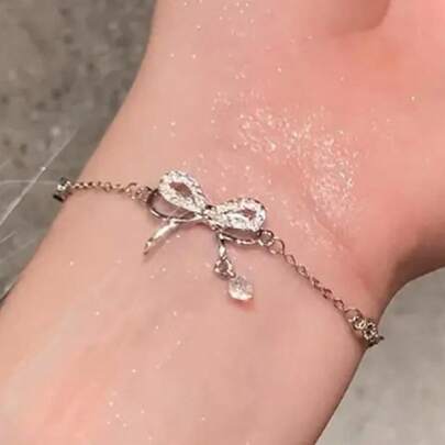 1件时尚女孩蝴蝶结珍珠简约魅力链手链，女士派对首饰礼物