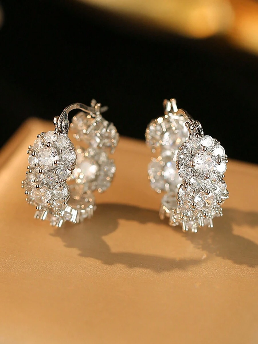 一对华丽闪亮的白色立方氧化锆镶嵌优雅圆形耳环，奢华派对婚礼首饰，女士适用。情人节配饰 - A - 查看 1