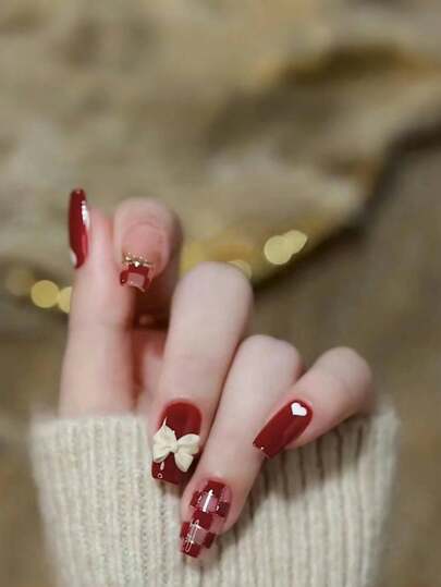 24個入り 偽爪 アートチェック レッドボウ ゴールド