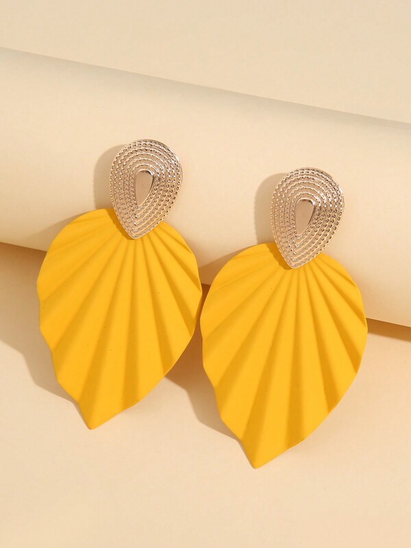 اقراط متدلي لونين اوراق اشجار