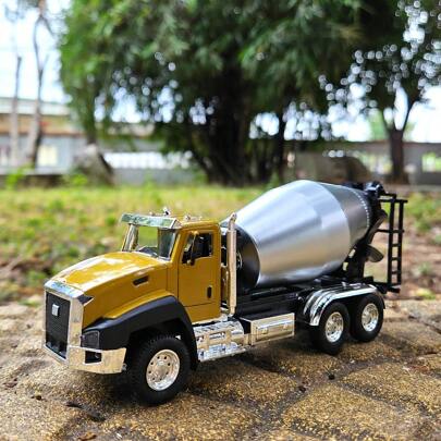 1pc 1:50 Scale Alloy Engineering Simulation Vehicle, Openable Doors Cement Mixer Truck Model, For Kids Boys Girls,Back To School
