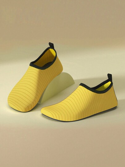 Unisex Yoga Wasserschuhe, Strandschuhe, Rutschfeste Barfuß Funktionen Schwimmschuhe, Verdickte Sohle Tauchschuhe