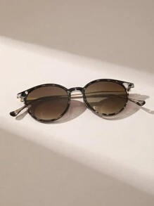 1副女士圆形塑料波西米亚风时尚眼镜，适合户外、度假、街头穿着、时尚配饰、海滩等场合，百搭女士时尚眼镜，可搭配毛衣、牛仔裤、运动裤、连帽衫、夹克、连衣裙和长袖衬衫，时尚百搭，优雅大方，适合家庭出游、旅行、夏季海滩度假等场合。 - 漸層 - 查看 3