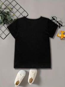 Áo thun cổ tròn ngắn tay in hình cô gái trẻ và ngựa - màu đen - Xem 2