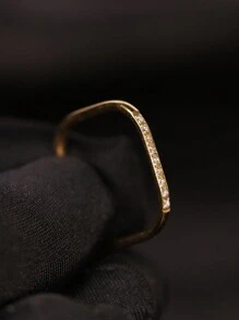 1 Stück Quadratisch Geformter Ring Mit Kleinen Strasssteinen Und Ultrafeiner 18k Goldbeschichtung, Geeignet Für Den Täglichen Gebrauch