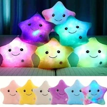 1 个 22 厘米/9 英寸发光星形枕头，柔软毛绒 LED 发光彩色星形靠垫，派对用品，节日装饰，发光毛绒娃娃（不含电池）