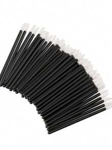 50 Stücke farbige Einweg Lippenstift und Wimpern-Microswabs in Blau, Schwarz, Pink und Grün. Schminkpinsel für Wimpern und Lippenstift für Verlängerungen sowie Make-up Werkzeuge für die Schönheit