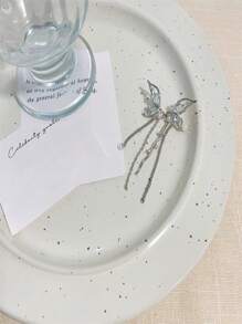 1 Par De Brincos Únicos De Borboleta Assimétricos E Cristal Azul Com Corrente Simples E Decoração De Zircônia Cúbica Para Festa De Mulheres