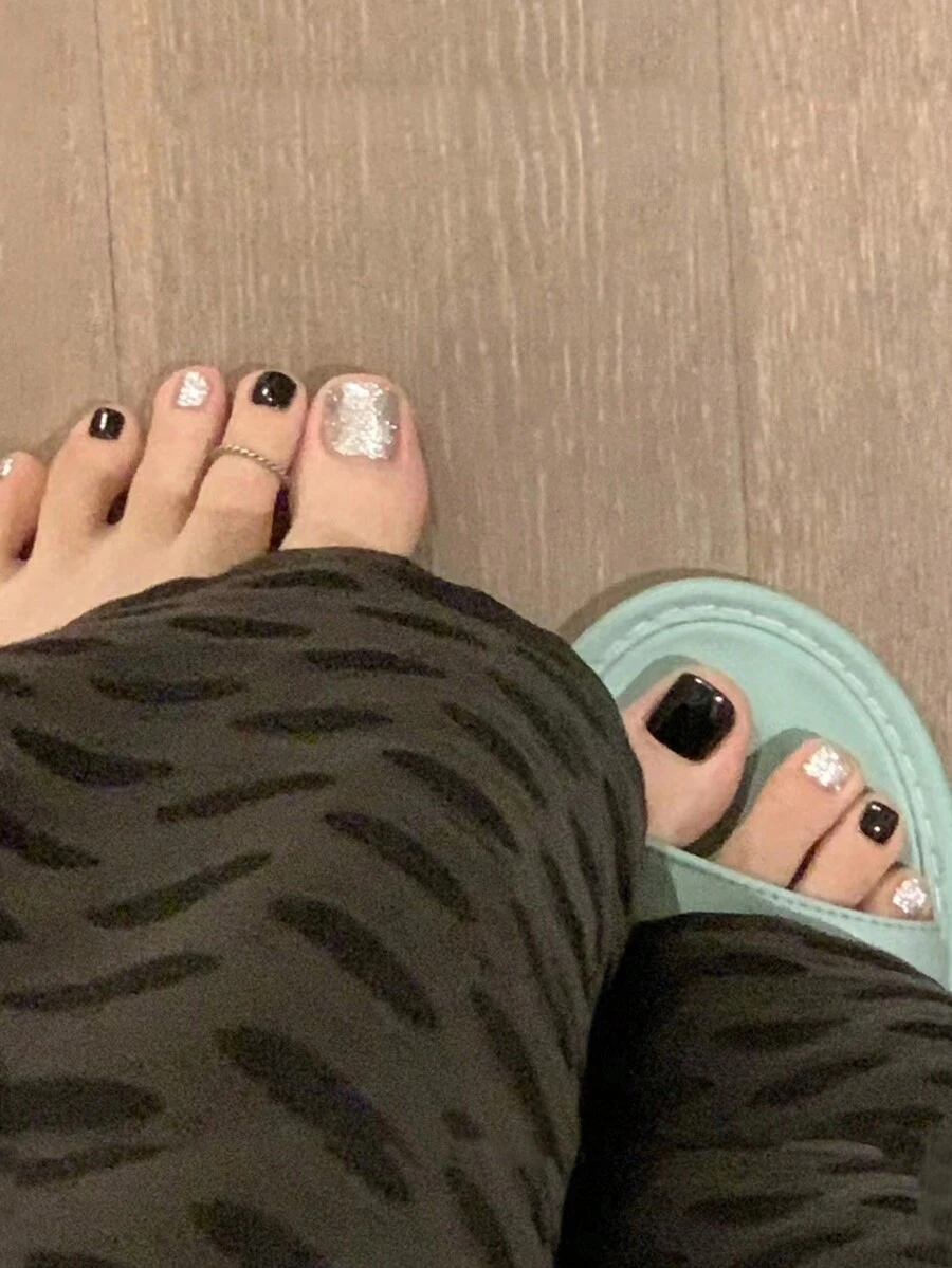 黑銀跳跳色閃爍腳趾美甲貼24片 + 1支果凍膠 + 1支指甲銼 - 彩色 - 查看 1