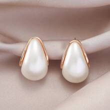European And American New Style Hollow Glitter Punk Style Comma Tear Zinc Alloy Beige Stud Earrings For Women, Stylish And Cute, Suitable For Fashion Show, Retro And Red Internet Celebrity, And Daily Wear - Beige - View 3