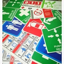 Kit de 10 señales, letreros o rótulos de protección civil con cinta de montaje adhesiva scoth 3M en la base y 2 calcomanías adhesivas de alto voltaje - Multicolor - Ver 4