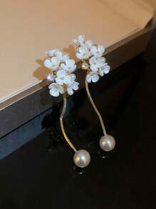 1 par Pendientes largos con borlas con forma de flor y perlas como regalo para San Valentín, mamá, madre, Día de la Madre - Dorado - Ver 4