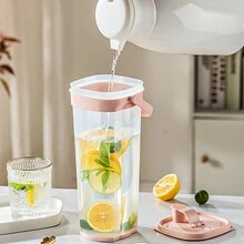 A Small Cubic Water Pitcher For Refrigerators Made Of Heat-Resistant Plastic, With A Large Capacity For Home Use. It Can Be Used As A Cool Water Cup, A Sealed Cold Water Pitcher Or A  Barrel. - Pink - View 2