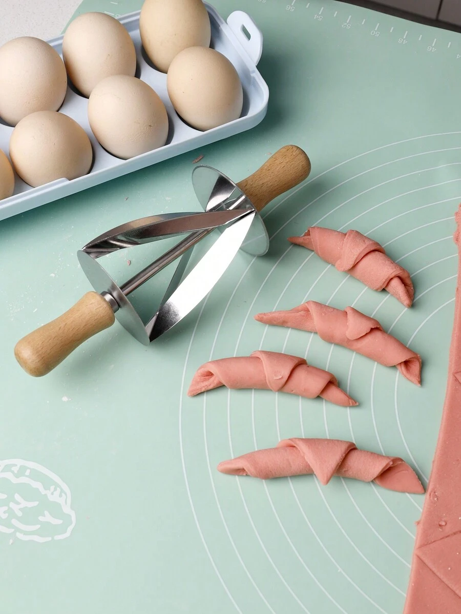 1pc Wooden Handle Stainless Steel Croissant Dough Roller Cutter, Baking Tools For Croissant And Pastry - Multicolor - View 1