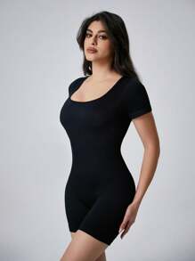 1 件女式黑色无缝柔软连体裤，带腰带，适合跑步和瑜伽训练，短袖