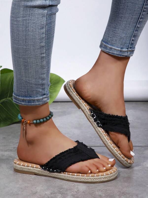 2025 Neue Sommer flach gewebte Zehentrenner Fischer Sandalen, Römischer Stil Lässig Pantoffeln für Damen in großen Größen