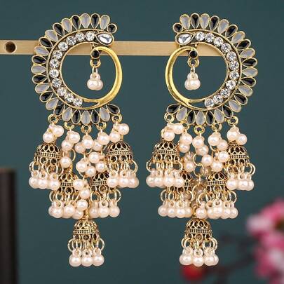 1 par de pendientes colgantes con diseño de pluma de pavo real y perlas falsas multicolor en forma de media luna; pendientes de mujer con diseño de campana vintage