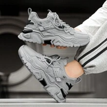 Zapatos de hombre con suela gruesa de ascensor para todas las estaciones con estilo y versatilidad de Hong Kong, colección de primavera