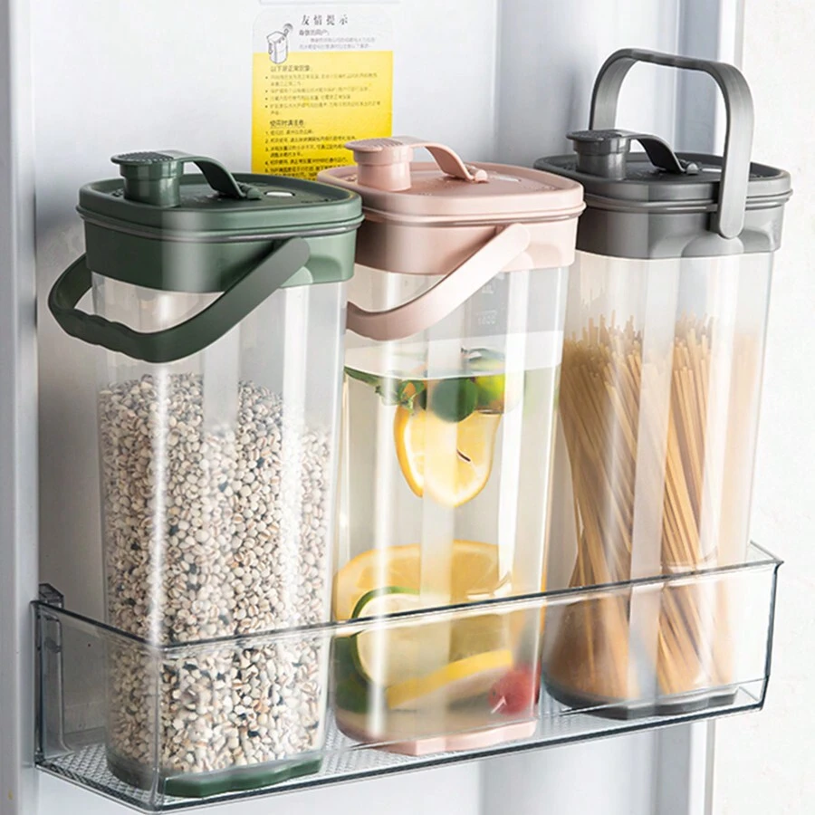 A Small Cubic Water Pitcher For Refrigerators Made Of Heat-Resistant Plastic, With A Large Capacity For Home Use. It Can Be Used As A Cool Water Cup, A Sealed Cold Water Pitcher Or A  Barrel. - Pink - View 1