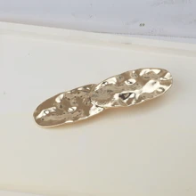 金屬質地凹凸表面髮飾,簡單而實用的女士髮夾 - 金色 - 查看 10