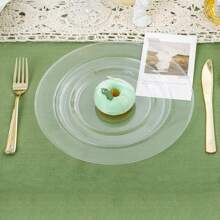 20 pièces de plateaux transparents, disponibles en tailles 19cm / 26cm, réutilisables et lavables, conviennent à plusieurs occasions comme les mariages, les cadeaux, les fêtes, l"utilisation domestique et commerciale, les activités extérieures ou les pique-niques, pour l"affichage des gâteaux ou d"autres desserts.