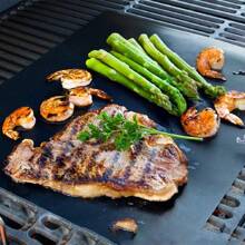 2/4/6 Stück 40 x 33 cm Backmatten, wiederverwend- und antihaftbeschichtet, ofensicher und hitzebeständig für Grill, einfach zu reinigende Back- und Grillmatten, Küchenhelfer