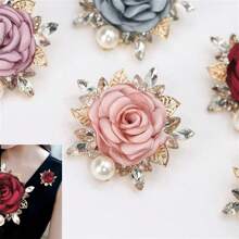 1pc New Korean Style Fabric Flower Brooch, Fashionable All-Match Pin For Coats, Party Favor, Birthday & Holiday Little Gift, Multiple Styles Available