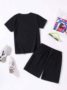 少年男孩2件套夏季服裝，印有字母的短袖T恤和短褲