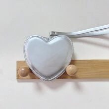 Ví tiền xu hình trái tim màu đỏ dễ thương Kawaii có dây đeo cổ tay Valentine - Bạc - Xem 3