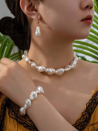1pc Geometric Shaped Faux Pearl Chain Necklace, 1pc Faux Pearl Chain Bracelet, 1pair Faux Pearl Dangle Earrings Set For Elegant Women As Gift