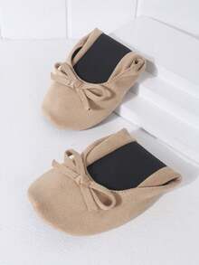 Scarpe da ballo da donna pieghevoli e scivolanti, di design con farfalle e fiori, comode e versatili, ideali per occasioni casual e per San Valentino - Albicocca - Visualizzare 2