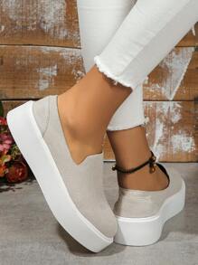 2024 New Casual Round Toe Flat Slip-On Loafers, Soft Sole Thick Bottom Fashion Flat Shoes (Size Runs Small, Suggest Ordering 0.5 Size Up) - Beige - View 4